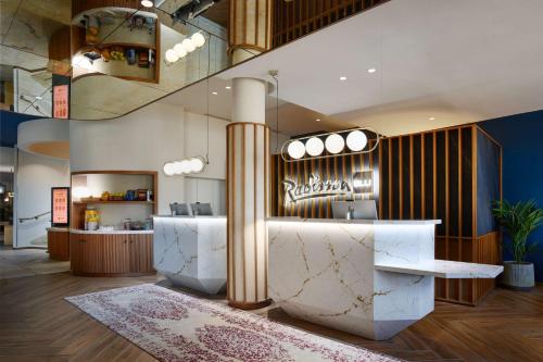 Imagen de los interiores del Hotel Radisson Blu , Marseille Vieux Port. Foto 12