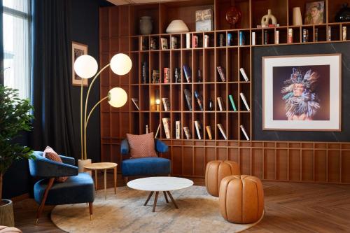 Imagen de los interiores del Hotel Radisson Blu , Marseille Vieux Port. Foto 15