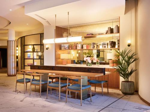 Imagen general del Hotel Radisson Blu , Marseille Vieux Port. Foto 4