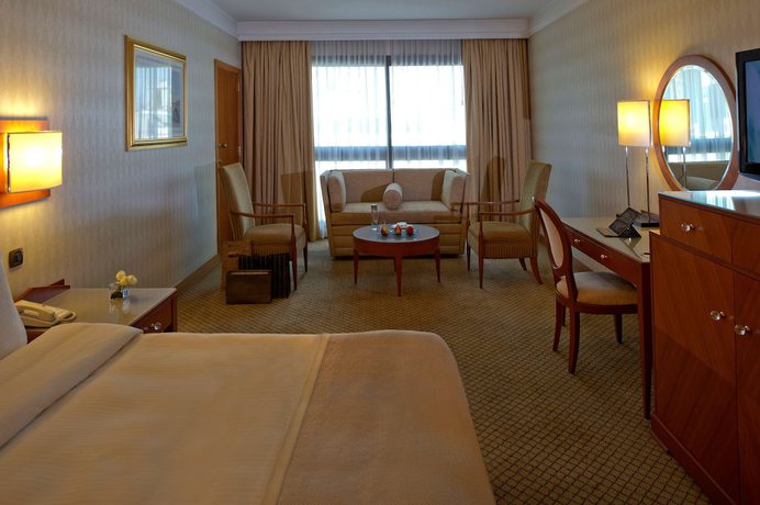 Imagen de la habitación del Hotel Radisson Blu Martinez , Beirut. Foto 4