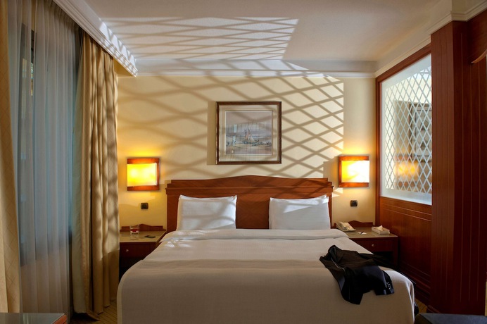 Imagen de la habitación del Hotel Radisson Blu Martinez , Beirut. Foto 7