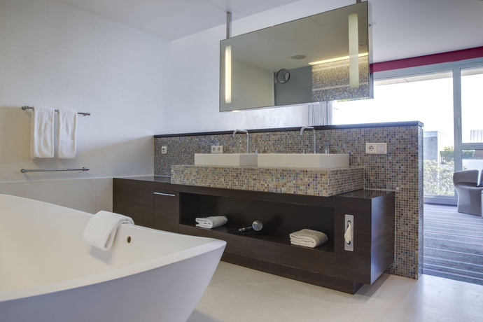 Imagen de la habitación del Hotel Radisson Blu Media Harbour , Düsseldorf. Foto 8