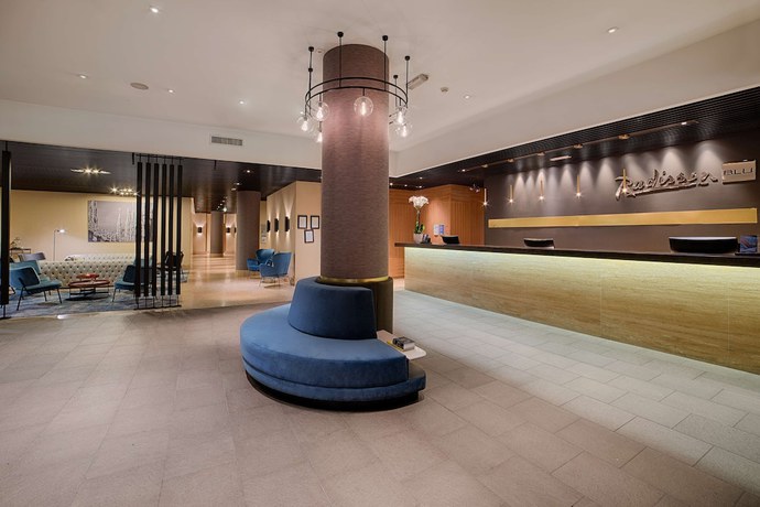 Imagen de los interiores del Hotel Radisson Blu Milan. Foto 19