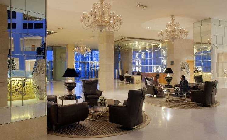 Imagen de los interiores del Hotel Radisson Blu New Delhi Dwarka. Foto 12