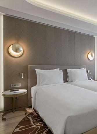 Imagen de la habitación del Hotel Radisson Blu Park , Athens. Foto 14