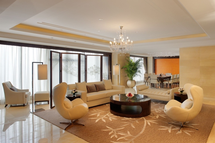 Imagen de los interiores del Hotel Radisson Blu Plaza Chongqing. Foto 7