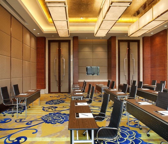Imagen de los interiores del Hotel Radisson Blu Plaza Chongqing. Foto 8
