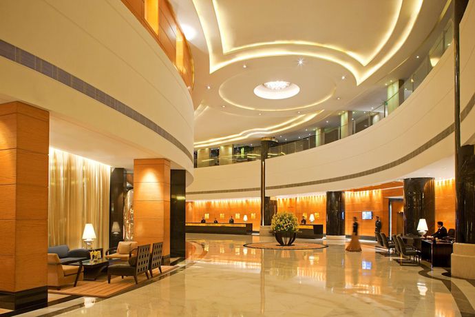 Imagen de los interiores del Hotel Radisson Blu Plaza Delhi Airport. Foto 16