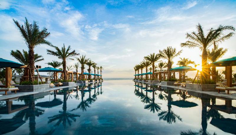 Imagen de la piscina del Hotel Radisson Blu Resort Cam Ranh. Foto 20