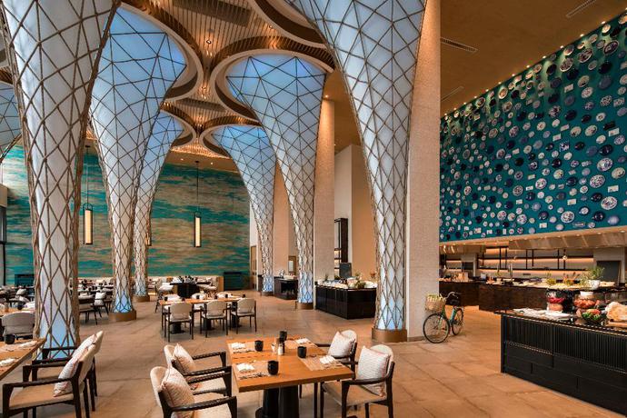 Imagen del bar/restaurante del Hotel Radisson Blu Resort Cam Ranh. Foto 12