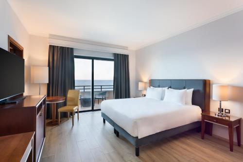 Imagen de la habitación del Hotel Radisson Blu Resort, Malta St. Julian's. Foto 14