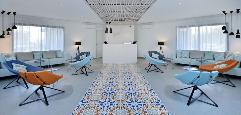 Imagen de los interiores del Hotel Radisson Blu Resort Taghazout Bay Surf Village. Foto 15