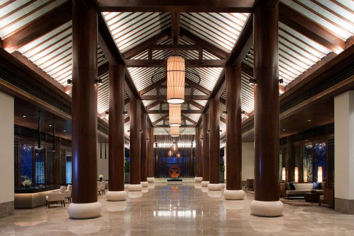 Imagen de los interiores del Hotel Radisson Blu Resort Wetland Park Wuxi. Foto 17