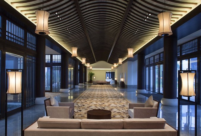 Imagen de los interiores del Hotel Radisson Blu Resort Wetland Park Wuxi. Foto 20