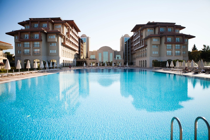 Imagen de la piscina del Hotel Radisson Blu Resort and Spa, Cesme. Foto 15