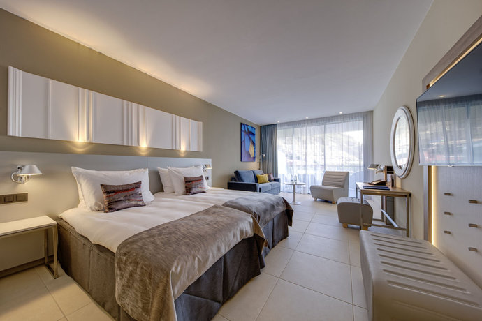 Imagen de la habitación del Hotel Radisson Blu Resort and Spa, Gran Canaria Mogan. Foto 7