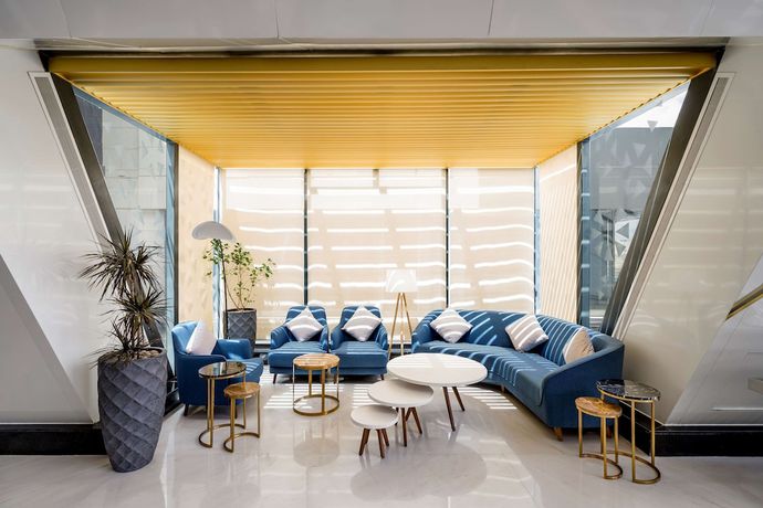 Imagen de los interiores del Hotel Radisson Blu Riyadh Qurtuba. Foto 17
