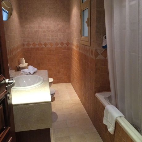 Imagen de la habitación del Hotel Radisson Blu Royal Suite Hotel. Foto 7