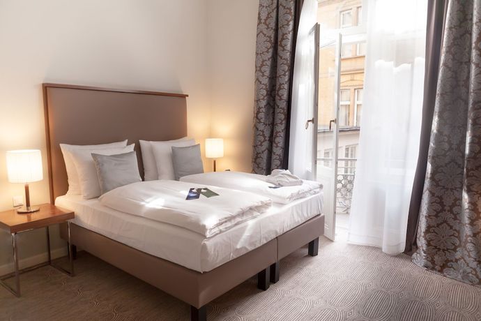 Imagen de la habitación del Hotel Radisson Blu Schwarzer Bock. Foto 2