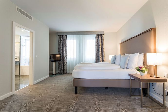 Imagen de la habitación del Hotel Radisson Blu Schwarzer Bock. Foto 9