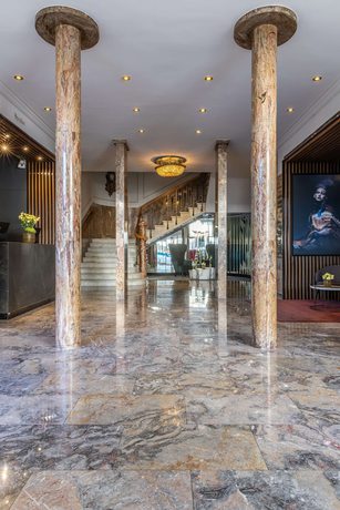 Imagen de los interiores del Hotel Radisson Blu Schwarzer Bock. Foto 18