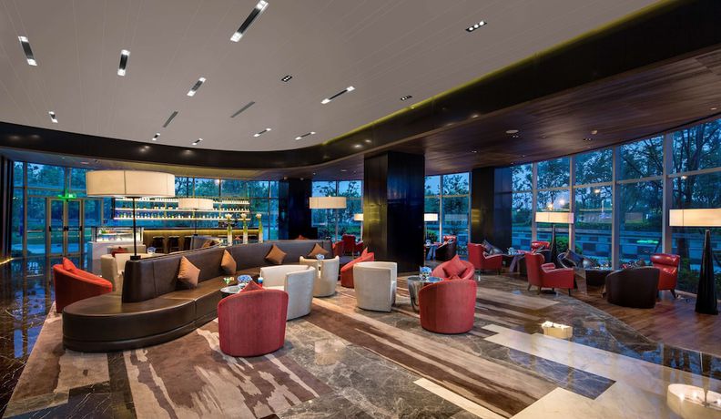 Imagen de los interiores del Hotel Radisson Blu Shanghai Pudong Jinqiao. Foto 17