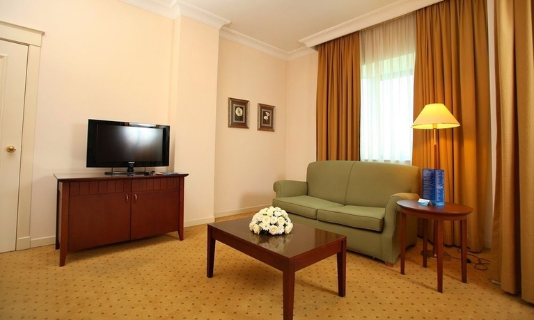 Imagen de los interiores del Hotel Radisson Blu , Tashkent. Foto 15