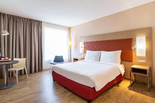 Imagen de la habitación del Hotel Radisson Blu Toulouse Airport. Foto 9
