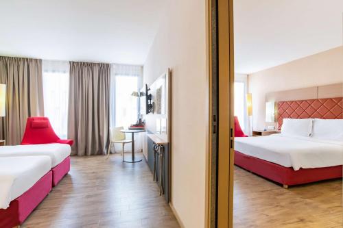 Imagen de la habitación del Hotel Radisson Blu Toulouse Airport. Foto 13