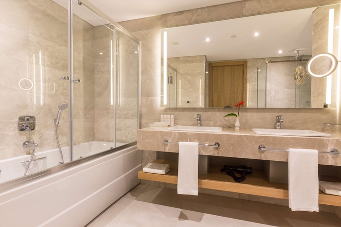 Imagen de la habitación del Hotel Radisson Blu Trabzon. Foto 17