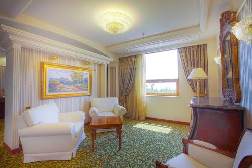 Imagen de la habitación del Hotel Radisson Blu , Yerevan. Foto 13