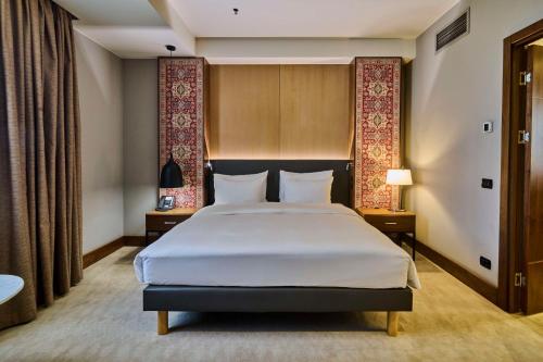 Imagen de la habitación del Hotel Radisson Blu , Yerevan. Foto 19