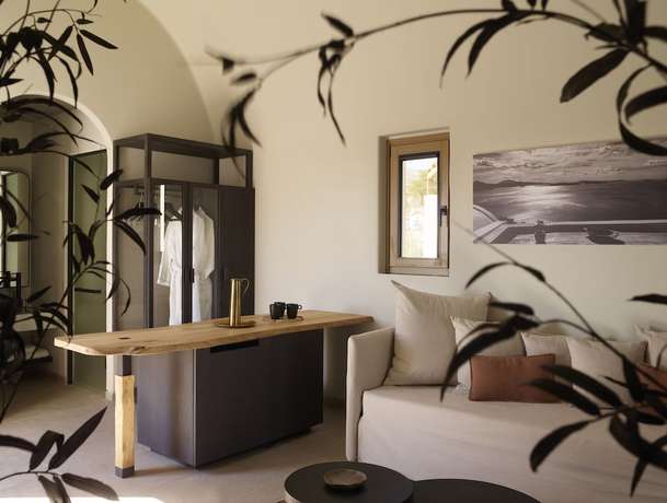 Imagen de la habitación del Hotel Radisson Blu Zaffron Resort, Santorini. Foto 3