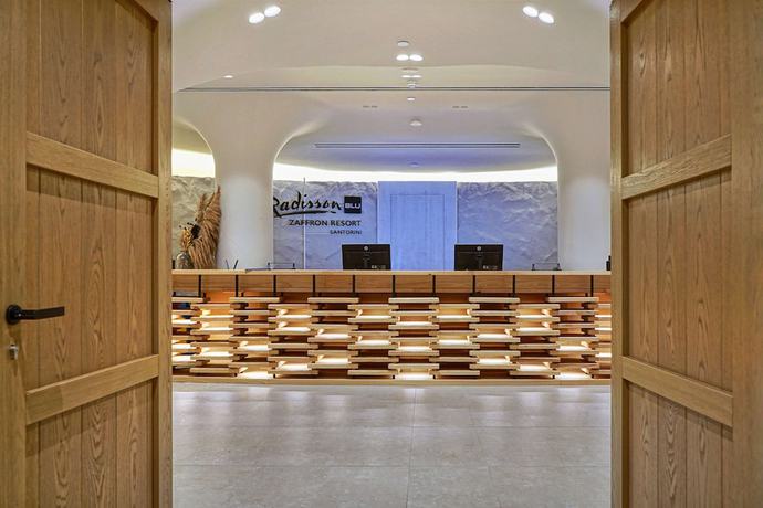 Imagen de los interiores del Hotel Radisson Blu Zaffron Resort, Santorini. Foto 20