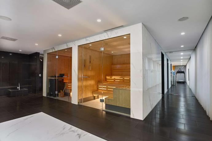 Imagen de los interiores del Hotel Radisson Blu Zurich Airport. Foto 11