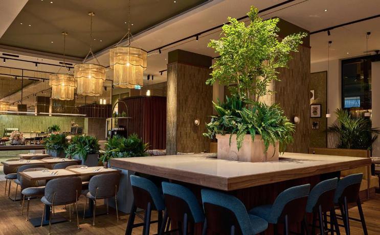 Imagen del bar/restaurante del Hotel Radisson Blu Zurich Airport. Foto 5