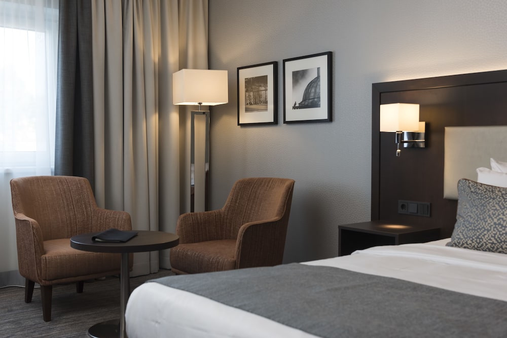 Imagen de la habitación del Hotel Radisson Blu & Conference Centre, Salzburg. Foto 5