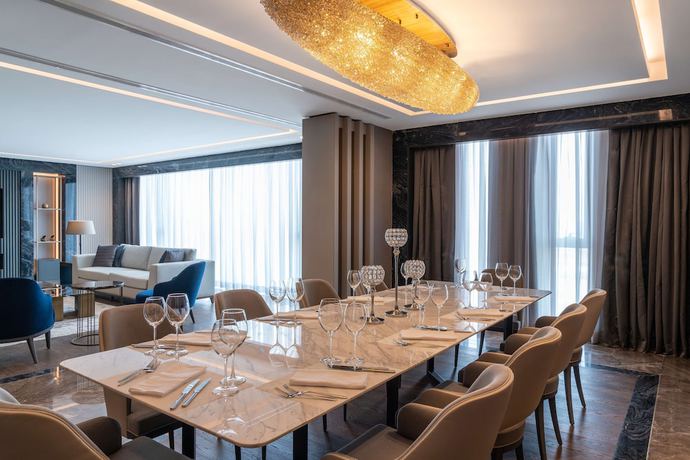 Imagen de la habitación del Hotel Radisson Blu and Conference Center, Niamey. Foto 4