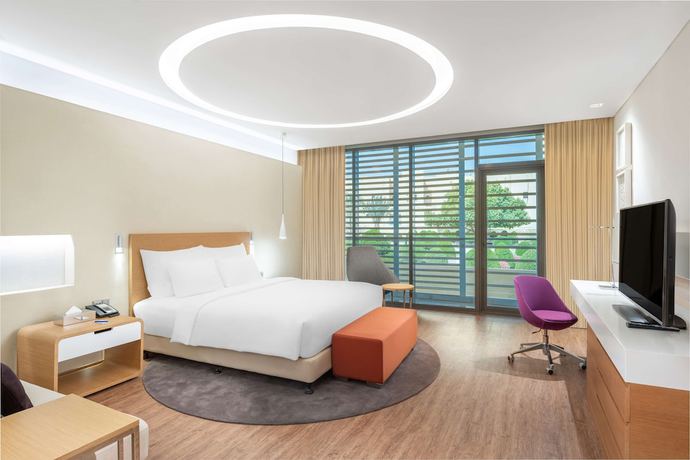 Imagen de la habitación del Hotel Radisson Blu and Residence, Riyadh Diplomatic Quarter. Foto 2