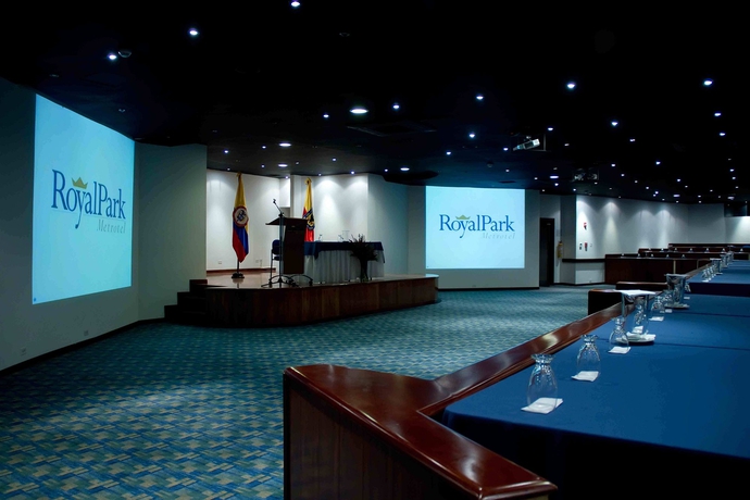 Imagen de los interiores del Hotel Radisson Bogota Metrotel. Foto 15