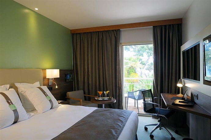 Imagen general del Hotel Radisson Cannes Seaside. Foto 7