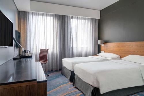 Imagen de la habitación del Hotel Radisson Cape Town Foreshore. Foto 13