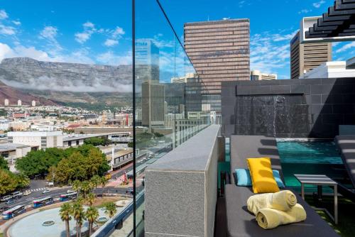 Imagen general del Hotel Radisson Cape Town Foreshore. Foto 7