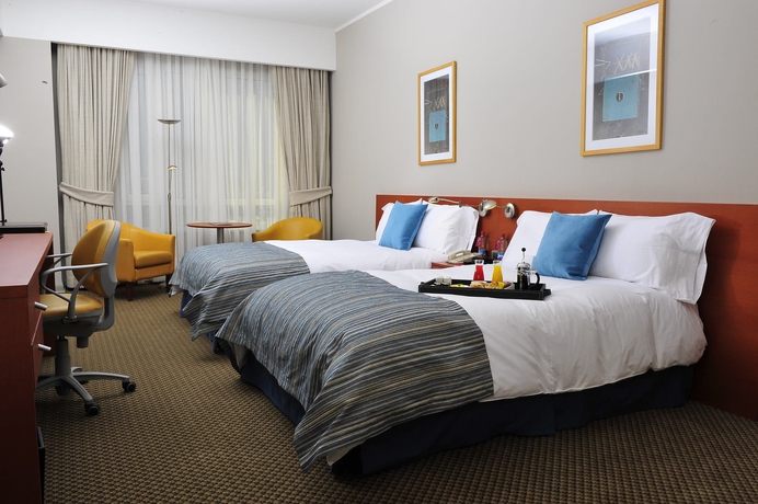 Imagen de la habitación del Hotel Radisson Ciudad Empresarial Santiago. Foto 4