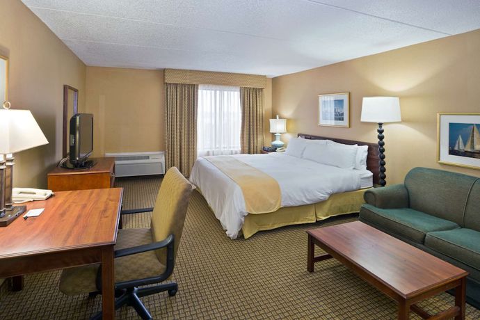 Imagen de la habitación del Hotel Radisson Cleveland Airport West. Foto 7