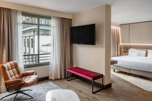 Imagen de la habitación del Hotel Radisson Collection Grand Place Brussels. Foto 18