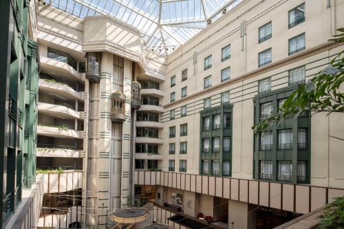 Imagen general del Hotel Radisson Collection Grand Place Brussels. Foto 8