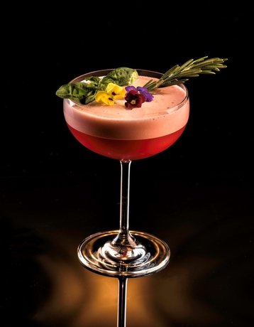 Imagen del bar/restaurante del Hotel Radisson Collection , Magdalena Plaza Sevilla. Foto 9