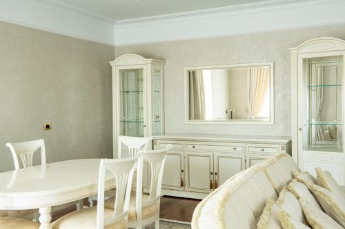 Imagen de la habitación del Hotel Radisson Collection Morina,Tirana. Foto 20