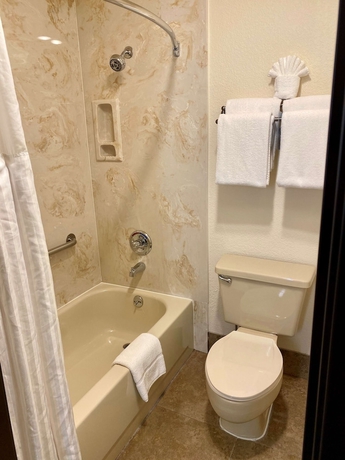 Imagen de la habitación del Hotel Radisson Colorado Springs Airport. Foto 15